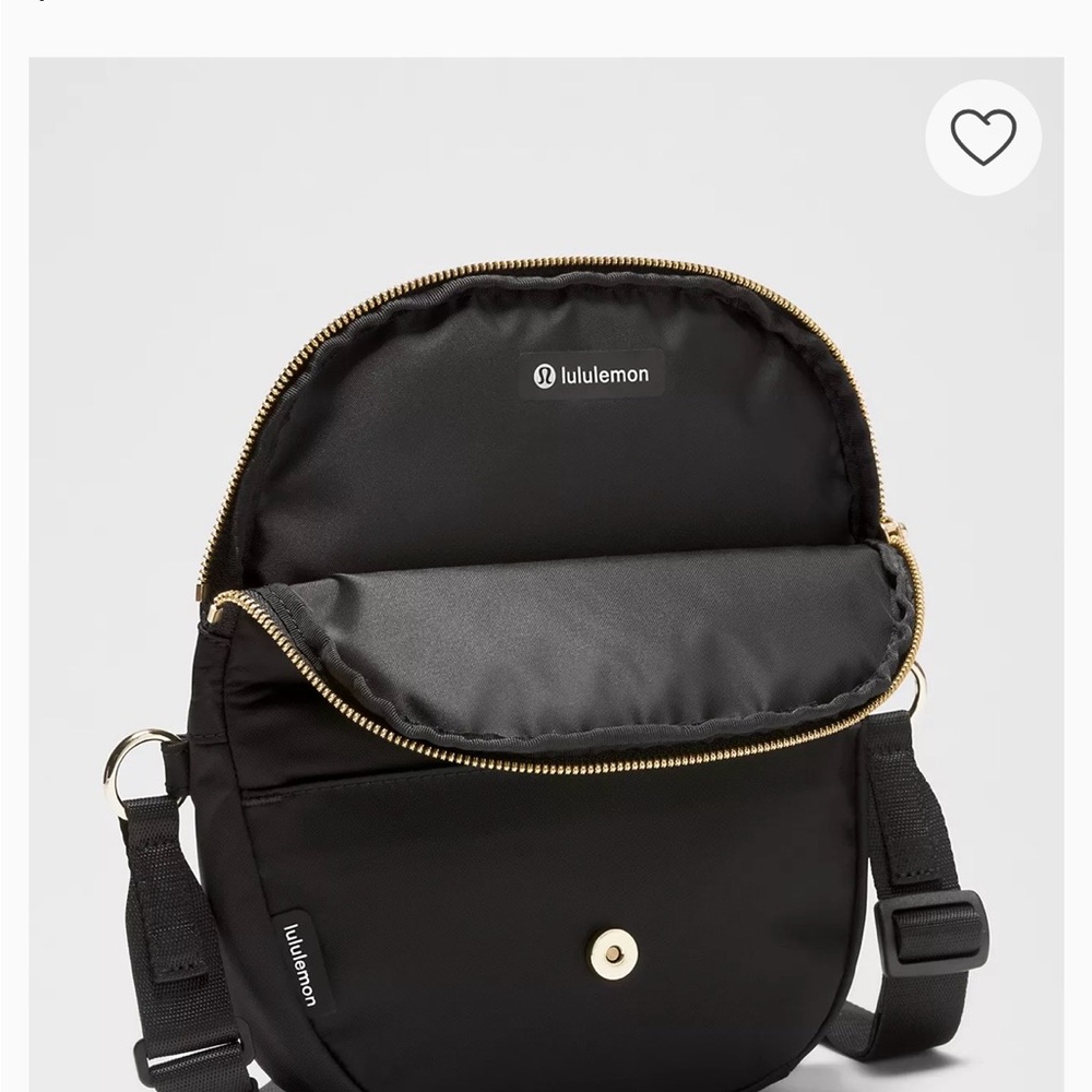 lululemon athletica Black and Silver All Night Festival Bag Micro 2L